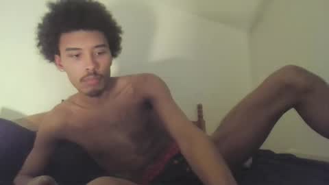 Snapshot of tdr1998 chatting on 02/09/26, 01:48 tdr1998 online show from 02/09/26, 01:48