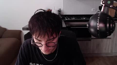 Teo independent model online show from 04/06/26, 01:12