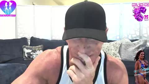 THE TEACHERS PETS online show from 12/19/25, 01:12