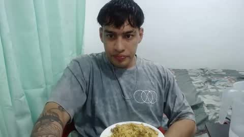 Snapshot of team23hot0 chatting on 01/01/25, 04:18 team23hot0 online show from 01/01/25, 04:18