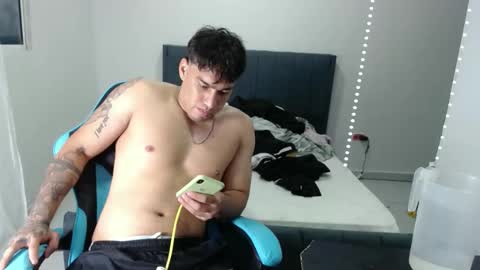 Snapshot of team23hot0 chatting on 09/10/25, 03:39 team23hot0 online show from 09/10/25, 03:39