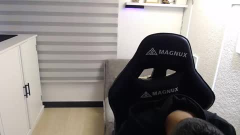 DYNAMITE DUO69 online show from 03/19/26, 12:09