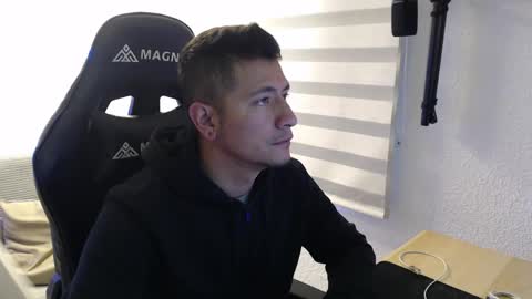 DYNAMITE DUO69 online show from 04/21/26, 12:00