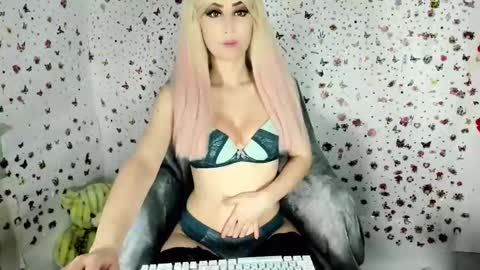 Snapshot of tease_tammy chatting on 05/03/26, 06:58 ASK Me online show from 05/03/26, 06:58