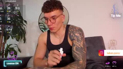 Snapshot of teban_fuckboy chatting on 06/14/26, 04:47 Esteban online show from 06/14/26, 04:47