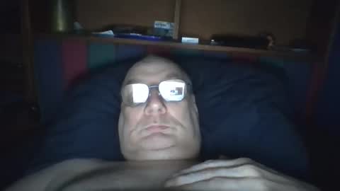 Mark online show from 10/22/25, 06:57