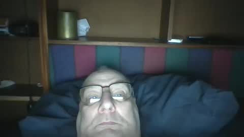Snapshot of tebb61 chatting on 05/05/26, 07:27 Mark online show from 05/05/26, 07:27