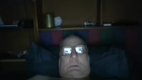 Snapshot of tebb61 chatting on 05/17/26, 08:12 Mark online show from 05/17/26, 08:12