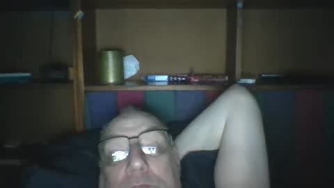 Snapshot of tebb61 chatting on 05/20/26, 07:25 Mark online show from 05/20/26, 07:25