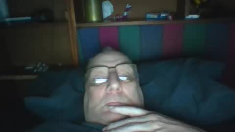 Snapshot of tebb61 chatting on 05/21/26, 07:26 Mark online show from 05/21/26, 07:26