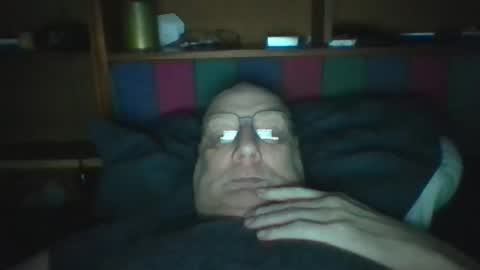 Snapshot of tebb61 chatting on 06/10/26, 06:12 Mark online show from 06/10/26, 06:12