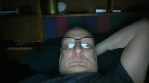 Snapshot of tebb61 chatting on 06/17/26, 07:44 Mark online show from 06/17/26, 07:44