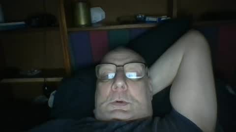 Snapshot of tebb61 chatting on 06/18/26, 06:57 Mark online show from 06/18/26, 06:57