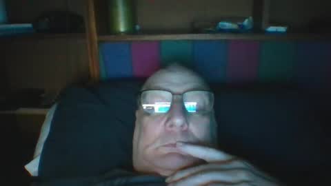 Snapshot of tebb61 chatting on 06/30/26, 06:25 Mark online show from 06/30/26, 06:25