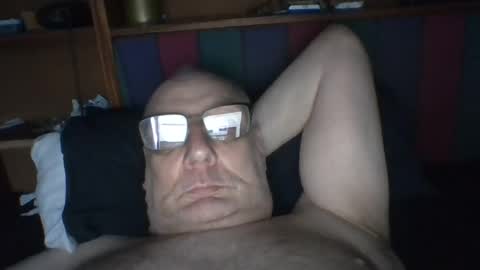 Snapshot of tebb61 chatting on 07/10/26, 06:17 Mark online show from 07/10/26, 06:17