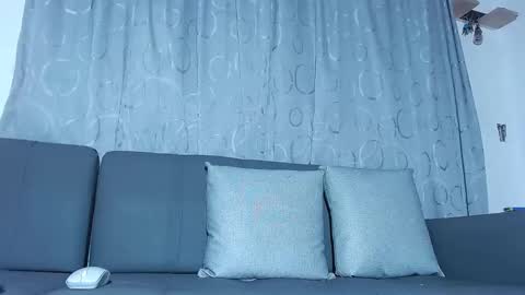 Snapshot of techno_420 chatting on 12/19/25, 09:38 Charlee He online show from 12/19/25, 09:38