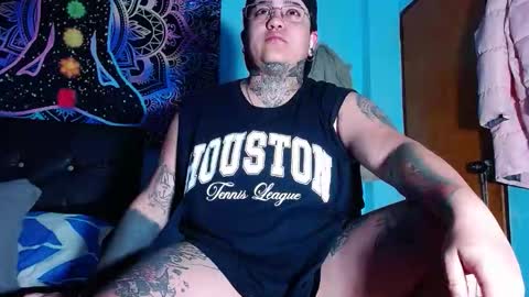 Snapshot of techno_420 chatting on 02/06/26, 09:56 Charlee He online show from 02/06/26, 09:56