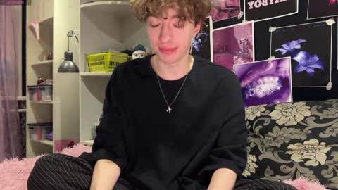 Alice     online show from 03/27/26, 12:27