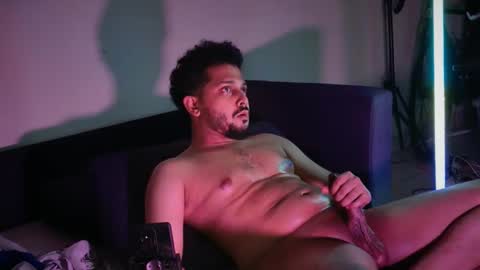 Snapshot of teddy_bananaaa chatting on 10/28/25, 02:37 teddy_bananaaa online show from 10/28/25, 02:37