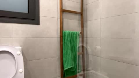 Teddy online show from 10/09/25, 06:50