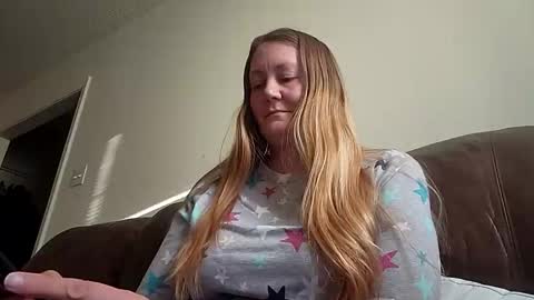 Snapshot of teddymilf chatting on 05/13/26, 12:08 SweetStephanie online show from 05/13/26, 12:08