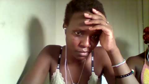 Snapshot of tee_kaicy chatting on 12/25/24, 09:00 kaicy online show from 12/25/24, 09:00