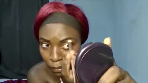 Snapshot of tee_kaicy chatting on 11/15/25, 02:42 kaicy online show from 11/15/25, 02:42