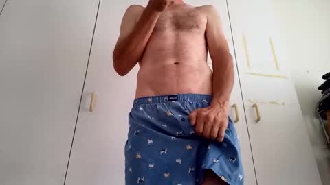 Snapshot of teeezi chatting on 04/08/26, 08:47 Teezy online show from 04/08/26, 08:47