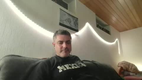 Snapshot of teeforyou chatting on 12/10/24, 02:16 Peter online show from 12/10/24, 02:16