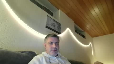 Snapshot of teeforyou chatting on 12/15/24, 01:46 Peter online show from 12/15/24, 01:46