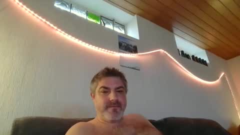 Snapshot of teeforyou chatting on 01/31/25, 08:22 Peter online show from 01/31/25, 08:22