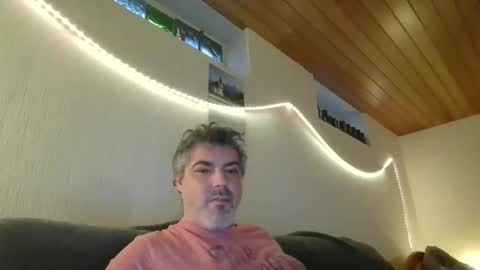 Snapshot of teeforyou chatting on 03/08/25, 05:22 Peter online show from 03/08/25, 05:22