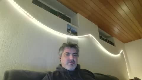Snapshot of teeforyou chatting on 03/08/25, 08:25 Peter online show from 03/08/25, 08:25