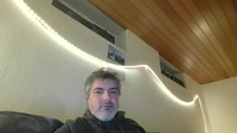 Snapshot of teeforyou chatting on 03/09/25, 02:29 Peter online show from 03/09/25, 02:29