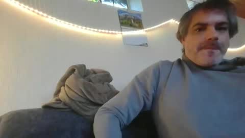 Peter online show from 02/04/26, 01:06