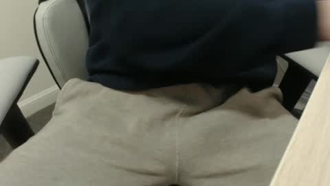 Snapshot of teeteeg chatting on 11/12/25, 11:32 teeteeg online show from 11/12/25, 11:32