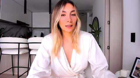 Snapshot of teffsweet18 chatting on 02/25/25, 02:44 Amy No penetration Virgiin giirl online show from 02/25/25, 02:44