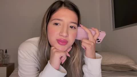 Snapshot of teffsweet18 chatting on 09/21/25, 01:51 Amy No penetration Virgiin giirl online show from 09/21/25, 01:51