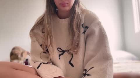 Snapshot of teffsweet18 chatting on 11/13/25, 01:43 Amy No penetration Virgiin giirl online show from 11/13/25, 01:43