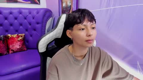 Snapshot of tefi_meow chatting on 10/01/25, 11:49 Stefani  online show from 10/01/25, 11:49