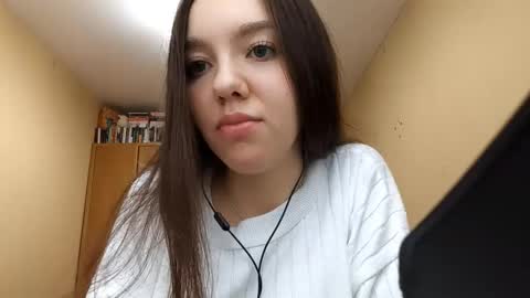 Kimi online show from 10/27/25, 12:42