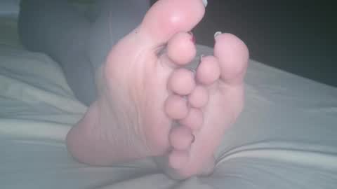 Viv West online show from 02/03/25, 06:56