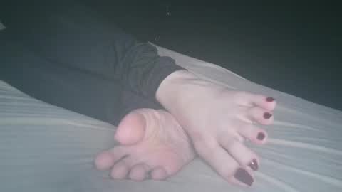 Viv West online show from 02/08/25, 02:58