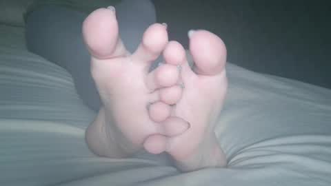 Viv West online show from 03/12/25, 07:24