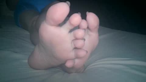 Viv West online show from 11/29/25, 05:32