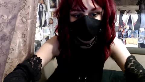 Snapshot of telema_ chatting on 11/05/25, 01:44 ruth online show from 11/05/25, 01:44