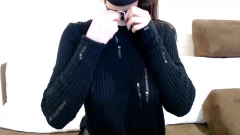 Snapshot of telema_ chatting on 03/23/26, 12:31 ruth online show from 03/23/26, 12:31