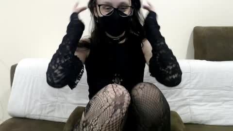 Snapshot of telema_ chatting on 05/14/26, 04:36 ruth online show from 05/14/26, 04:36