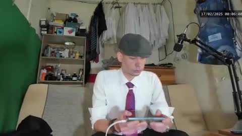 Virg Lszl online show from 02/16/25, 11:05