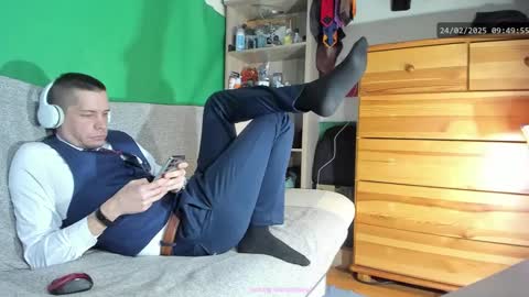 Virg Lszl online show from 02/24/25, 08:49